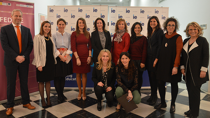 Foto Mesa Redonda FEDEPE Mujeres Tech