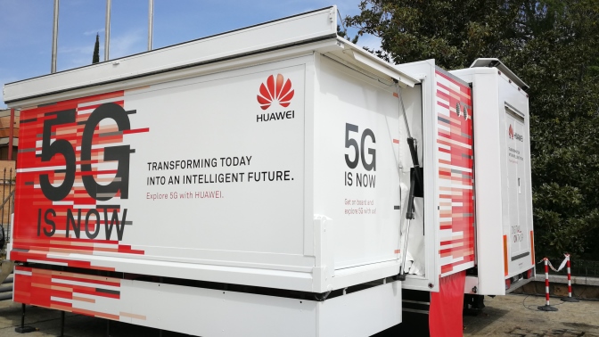 Huawei demo truck 5G is Now