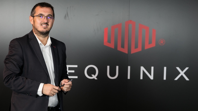 Ignacio Velilla, Equinix