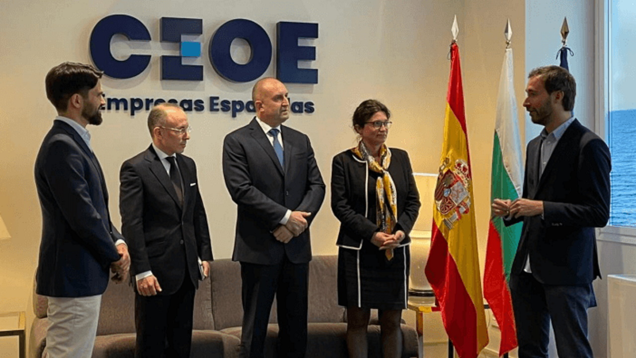 Acuerdo Asociaciones Startups España y Bulgaria