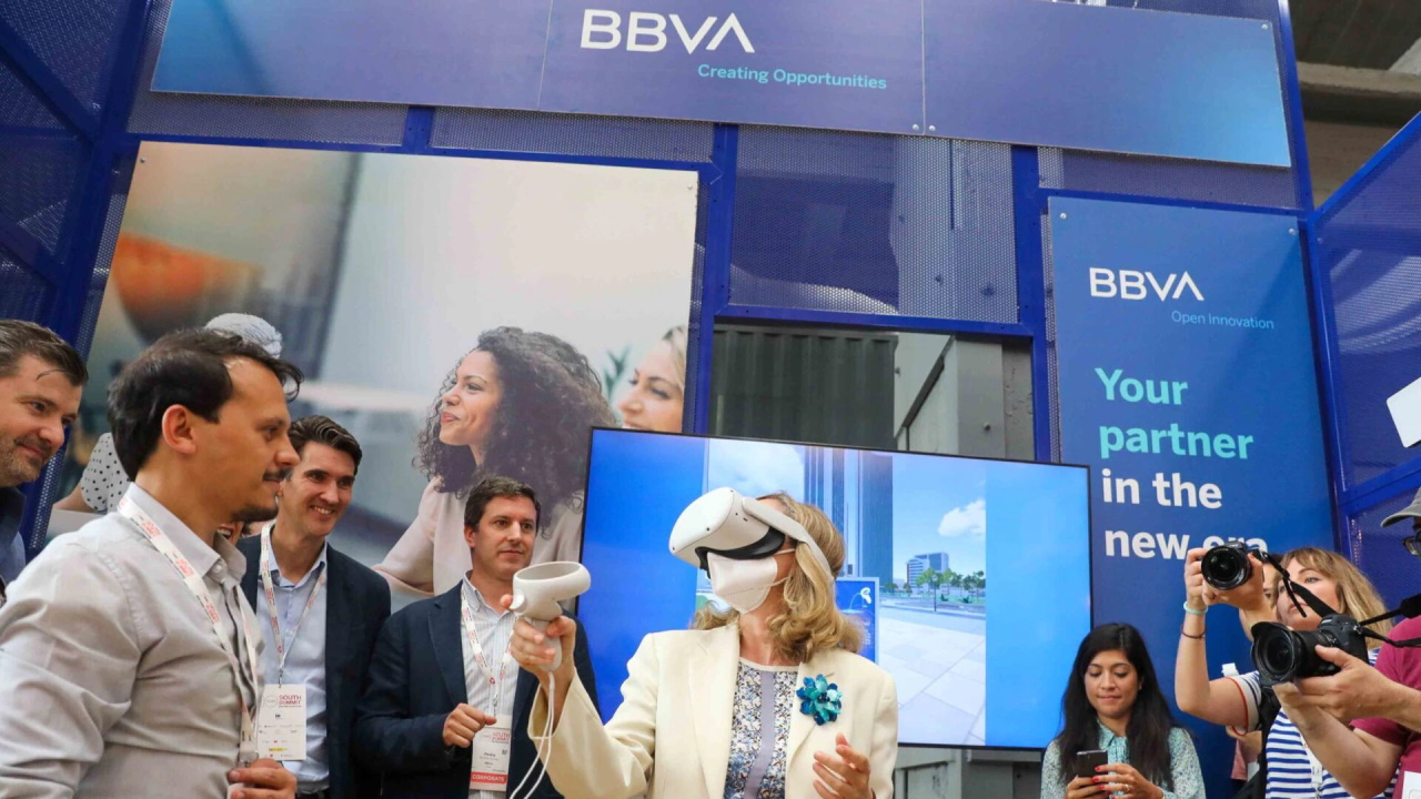 BBVA - metaverso - Nadia Calviño