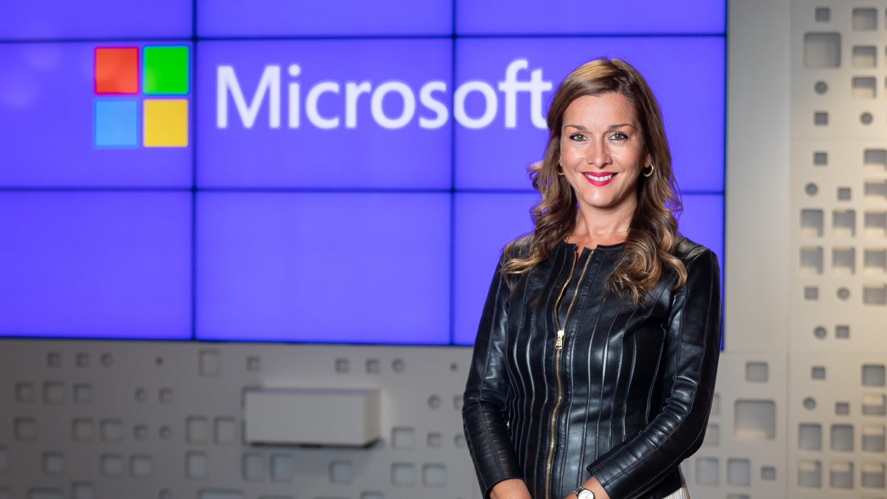 Microsoft. Silvia Hernandez