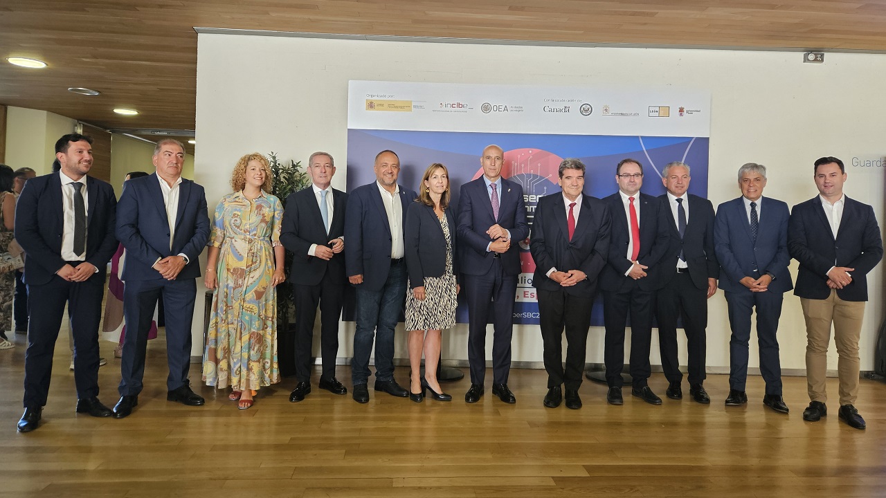 Foto inauguracion INCIBE