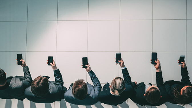 Stocklytics smartphones