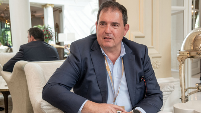 AOC MMD Antonio Valiente