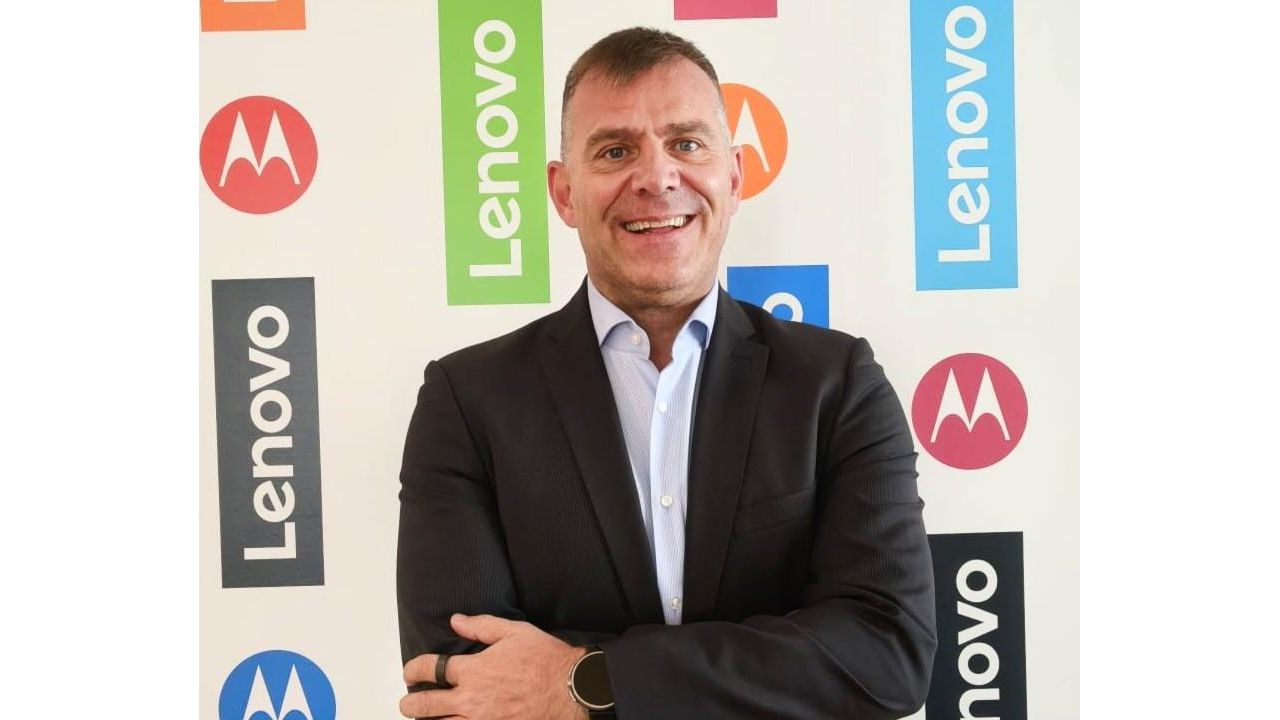 Daniel Gascón_Motorola_Lenovo